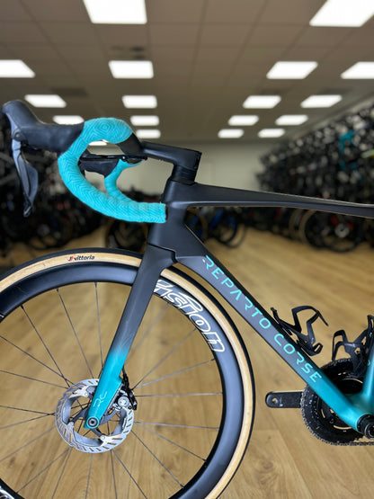 Bianchi Specialissima RC Di2 Dura Ace Carbon Road Bike