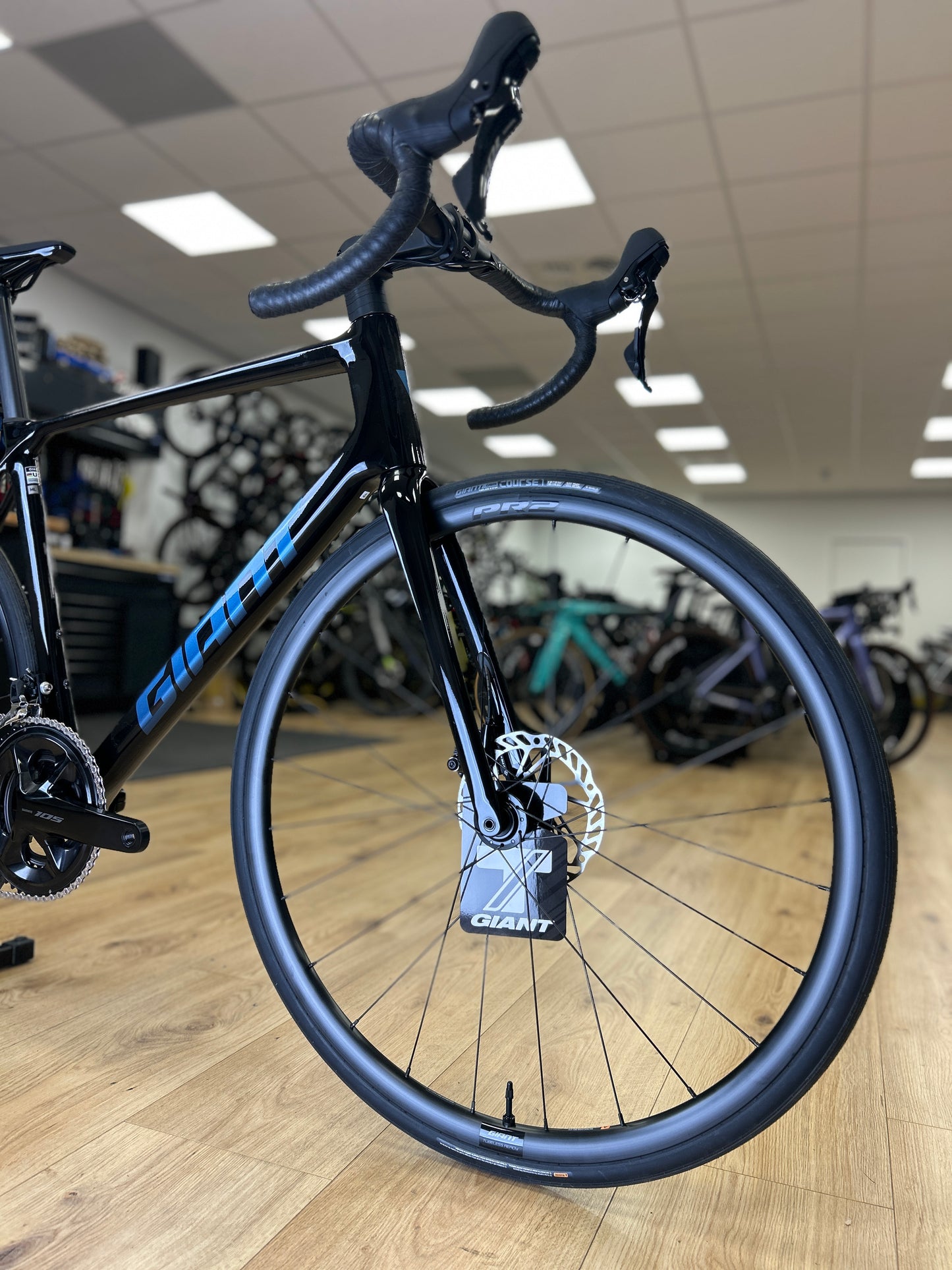 0km Showroom Model Giant TCR Advanced 2 Carbon Racefiets