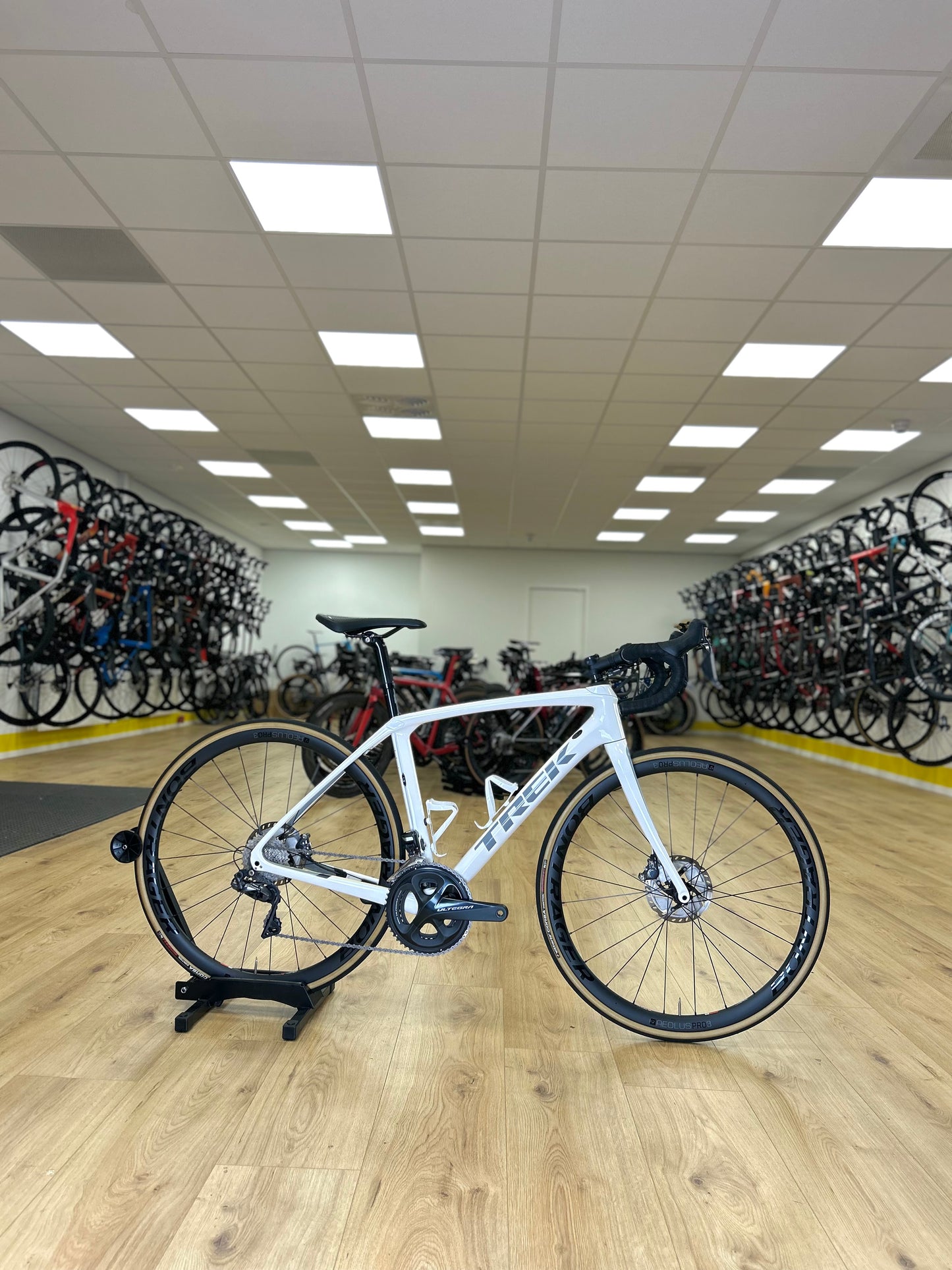 Trek Domane SLR 7 Di2 Carbon Disc Racefiets