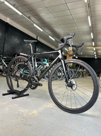 Bianchi Specialissima Di2 Carbon Road Bike