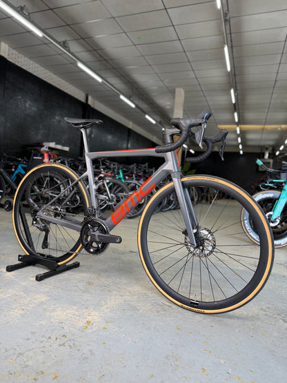 BMC Teammachine SLR TWO Di2 Carbon Racefiets