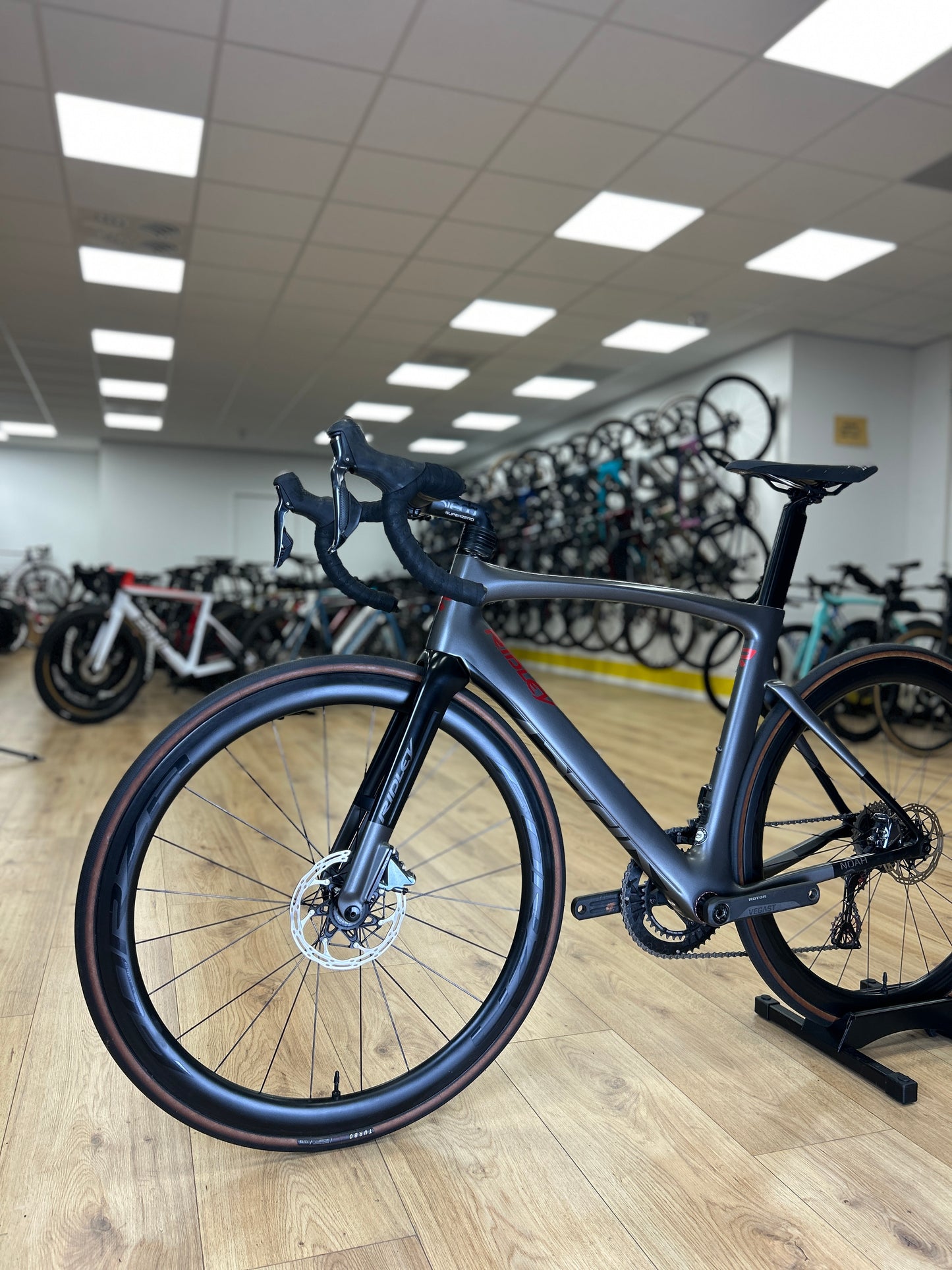 Ridley Noah Di2 Carbon Racefiets