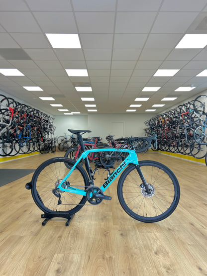 Bianchi Oltre Xr3 Di2 Disc Carbon Racefiets