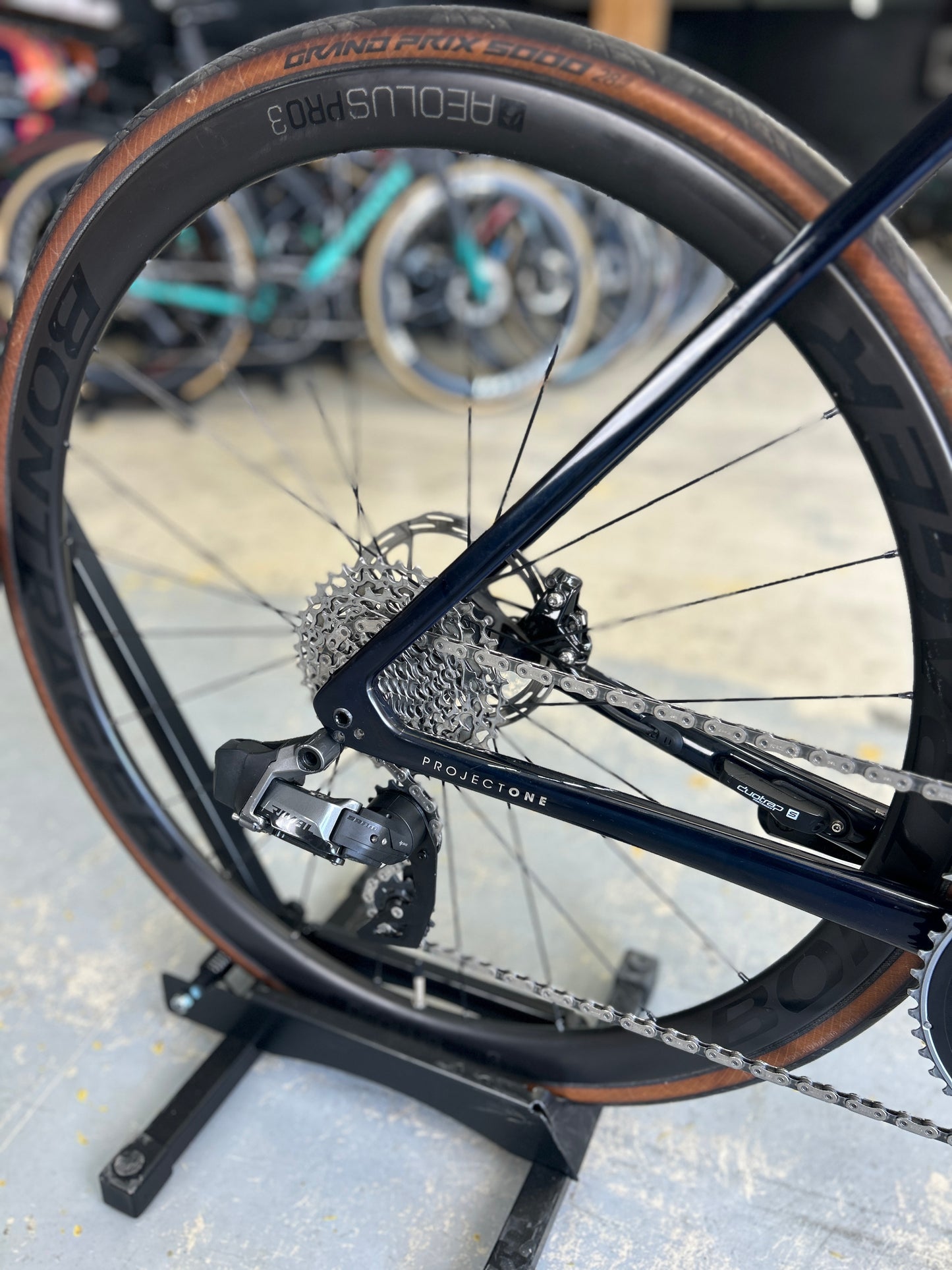 Trek Emonda SLR6 AXS Carbon Road Bike