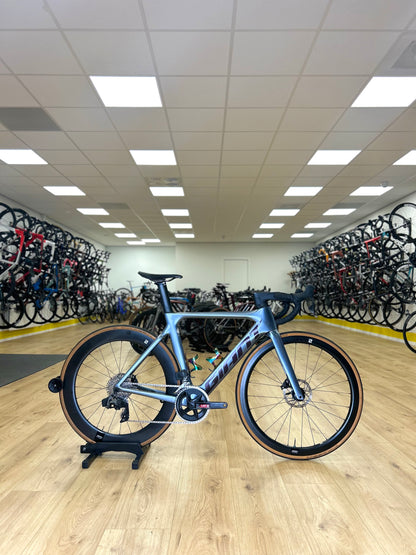 Giant propel full Carbon AXS Disc Racefiets