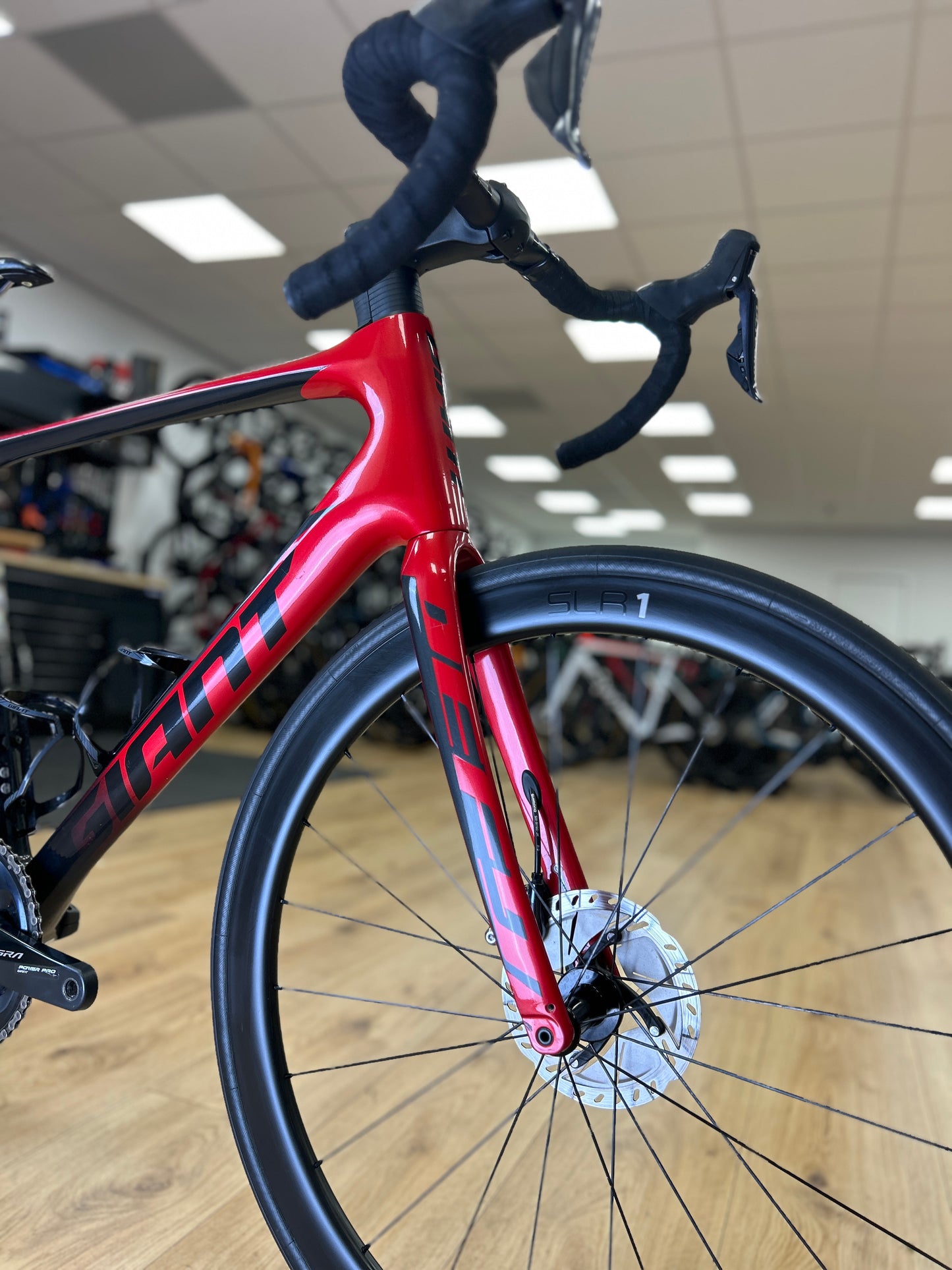 Giant Defy Pro Di2 Carbon Racefiets