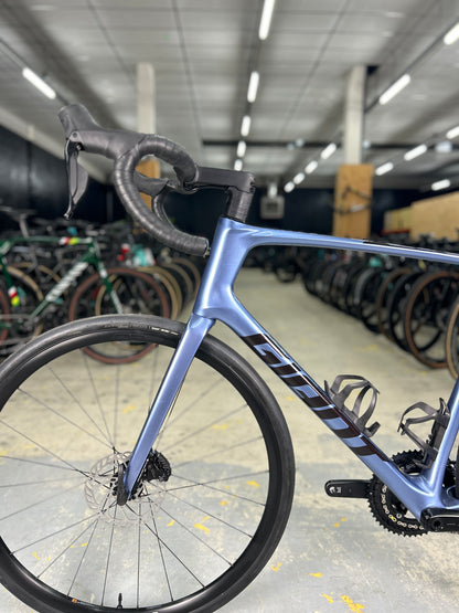 NEW Giant Defy Advanced Di2 Carbon Road Bike