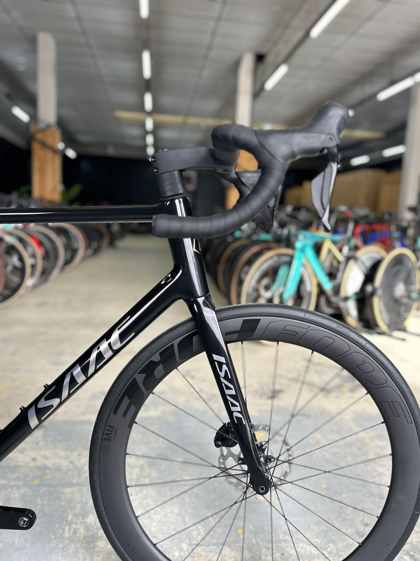 NIEUW Isaac Element Di2 Carbon Racefiets