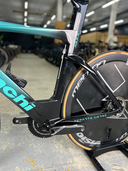 Bianchi Aquila RC Disc Di2 Carbon TT