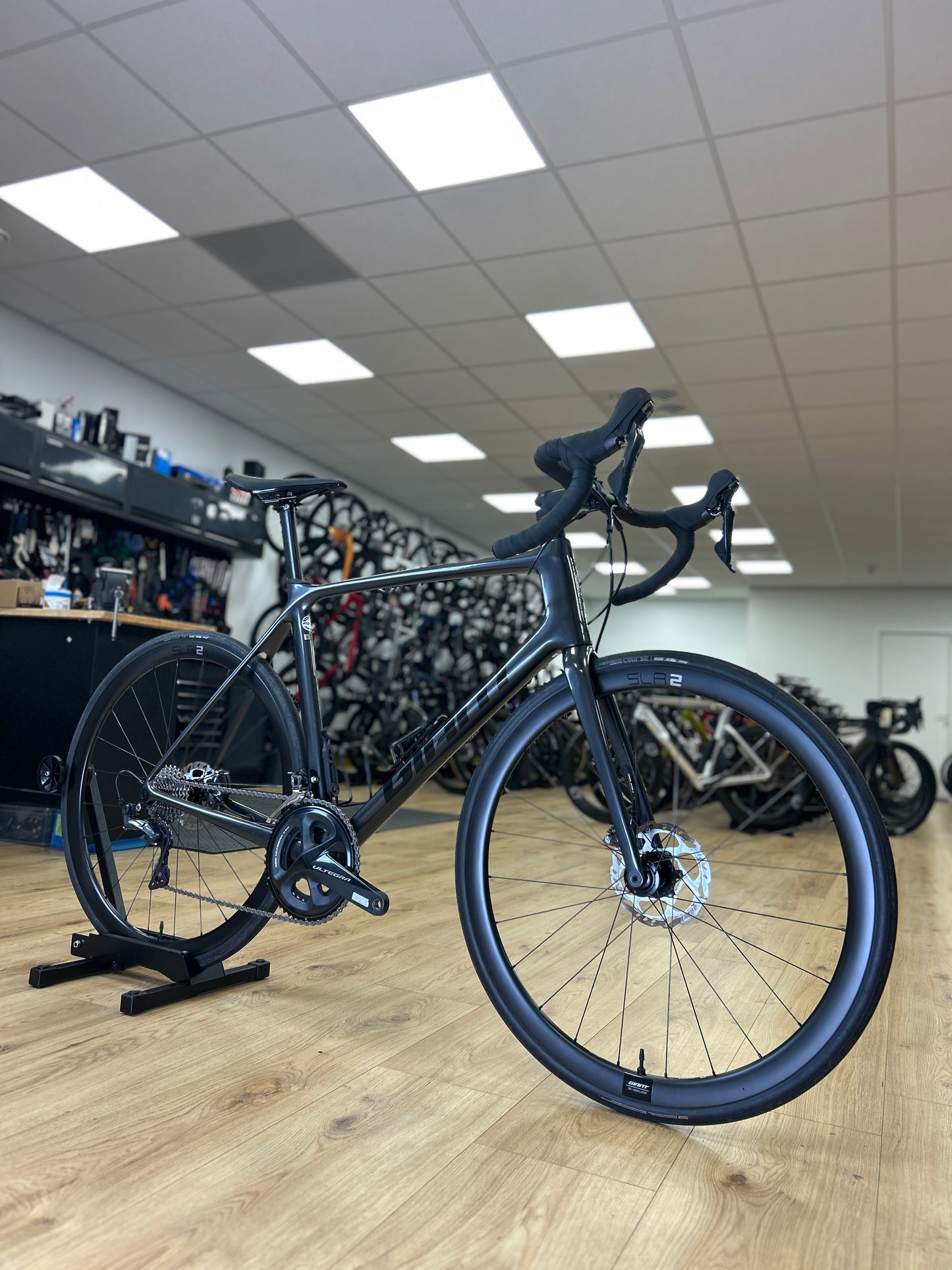 Giant TCR Advanced Pro 1 Carbon Road Bike