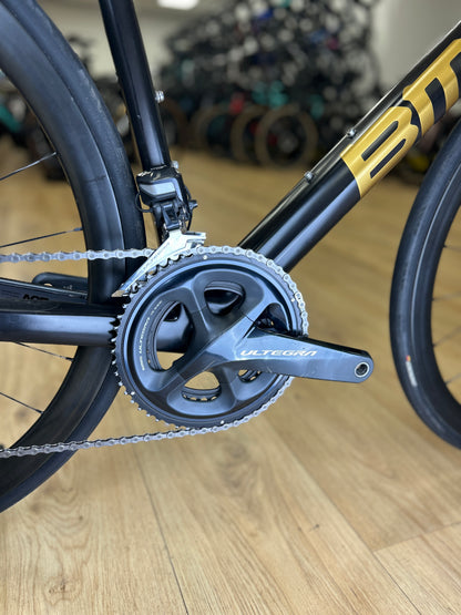 BMC Teammachine SLR02 Di2 Carbon Road Bike
