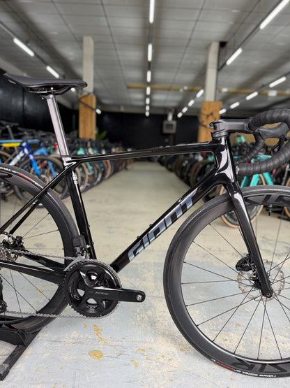 Giant TCR Advanced Di2 Carbon Racefiets