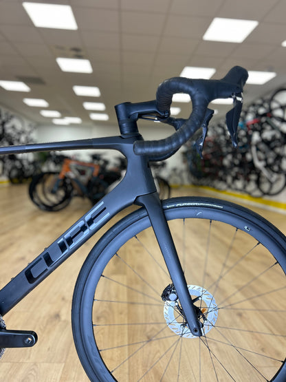 200km Cube Agree Di2 Carbon Racefiets