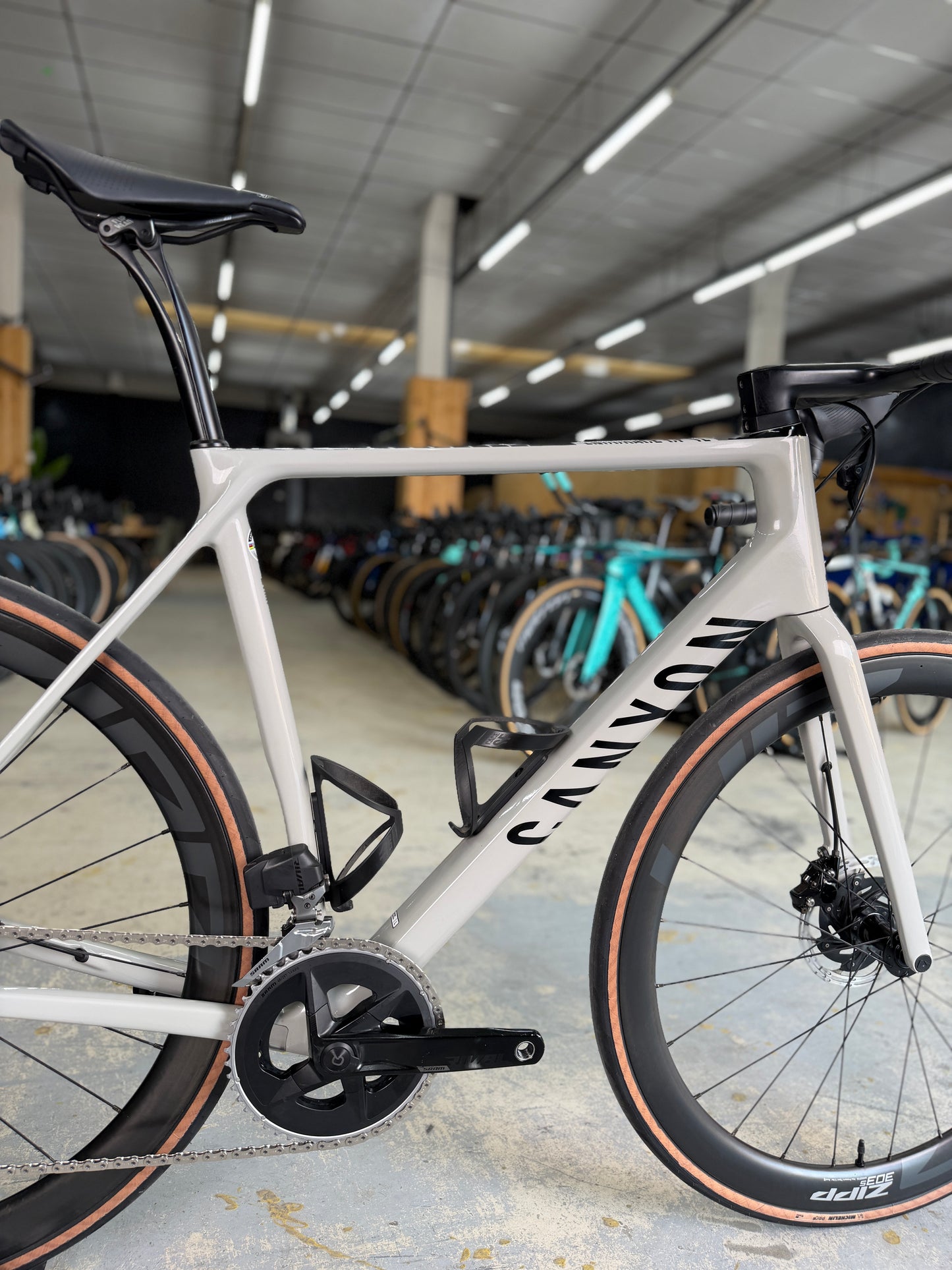 Canyon Endurace CF SL7 AXS Carbon Racefiets