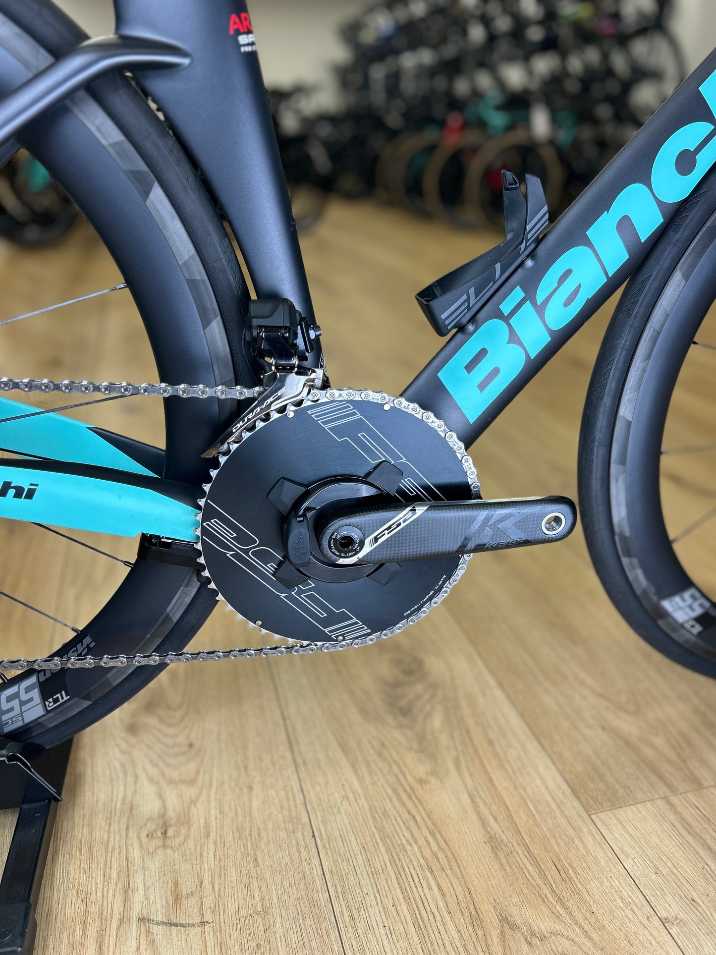 Bianchi Aquila CV Di2 Carbon Racefiets