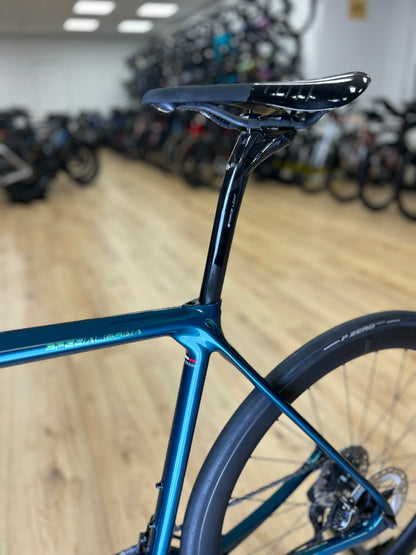 Bianchi Specialissima CV Di2 Carbon Road Bike