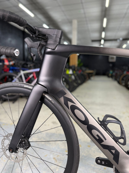 1000km Koga Kinsei Prestige Di2 Carbon Racefiets