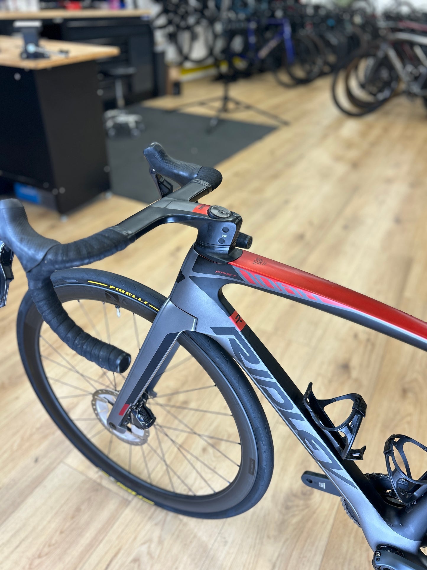 Ridley Noah Fast Disc Di2 Carbon Racefiets