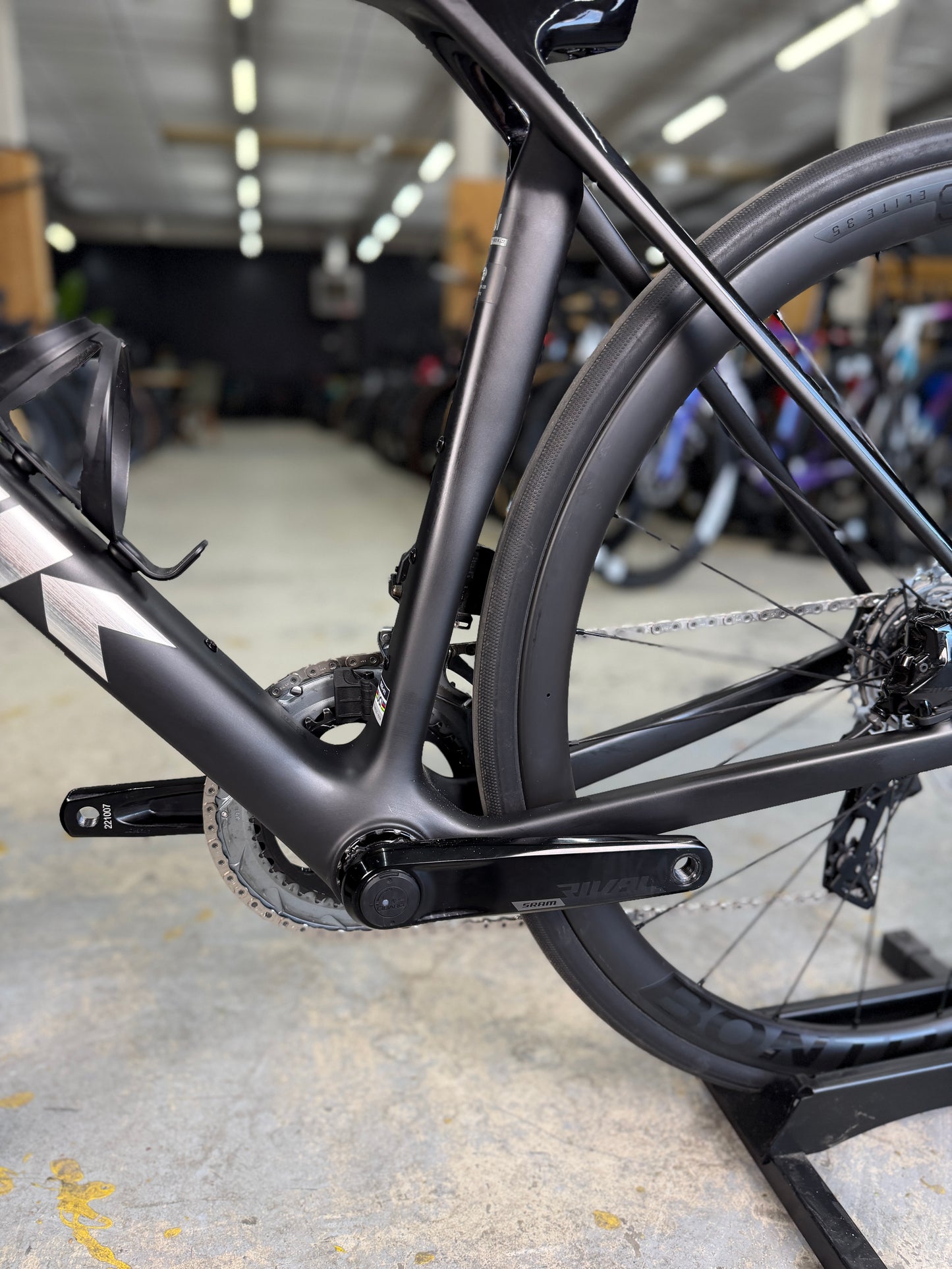 Trek Madone SL6 AXS Carbon Road Bike