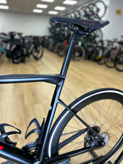 BMC Teammachine SLR02 Di2 Carbon Road Bike
