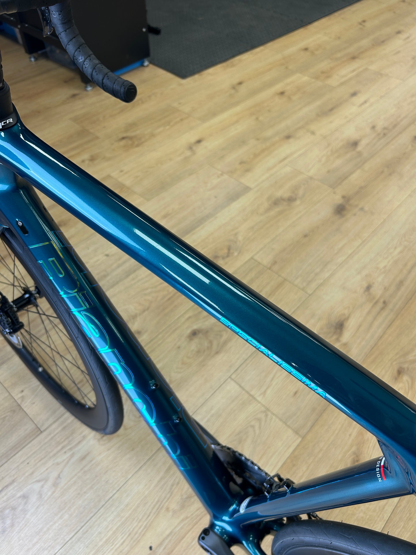 Bianchi Specialissima CV Di2 Carbon Road Bike