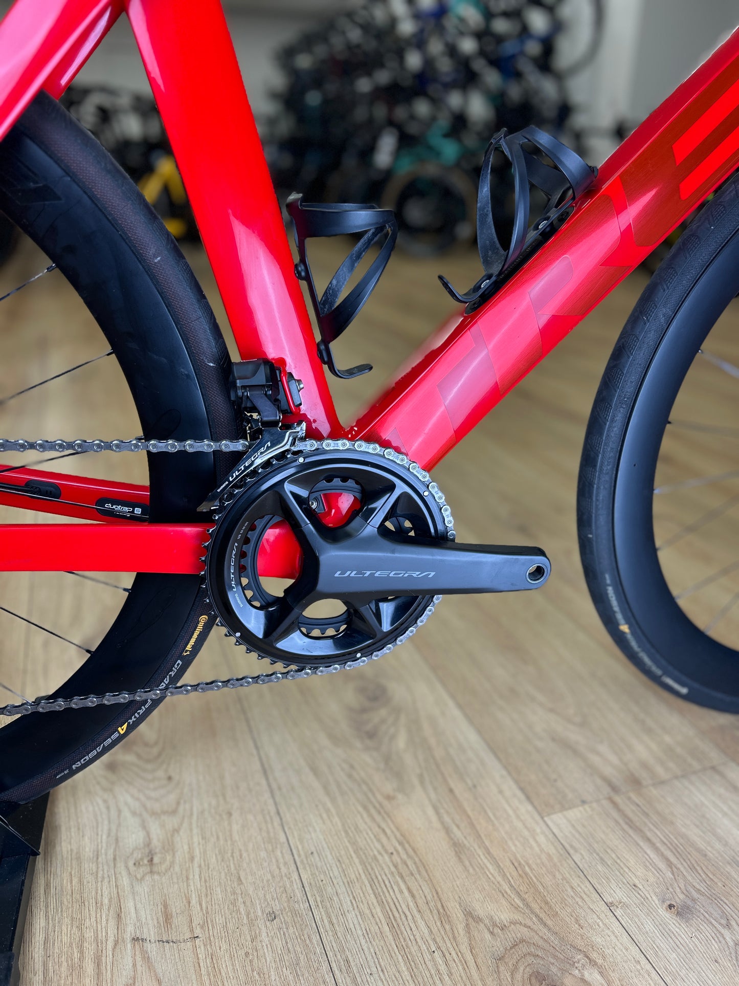 Trek Madone SL7 Di2 Carbon Road Bike