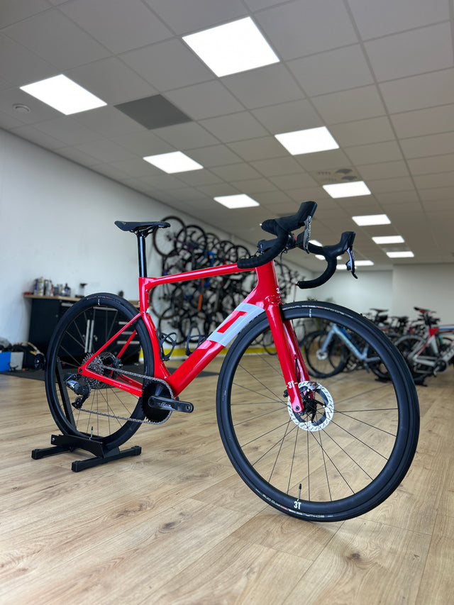 3T Strada Team Carbon Racefiets