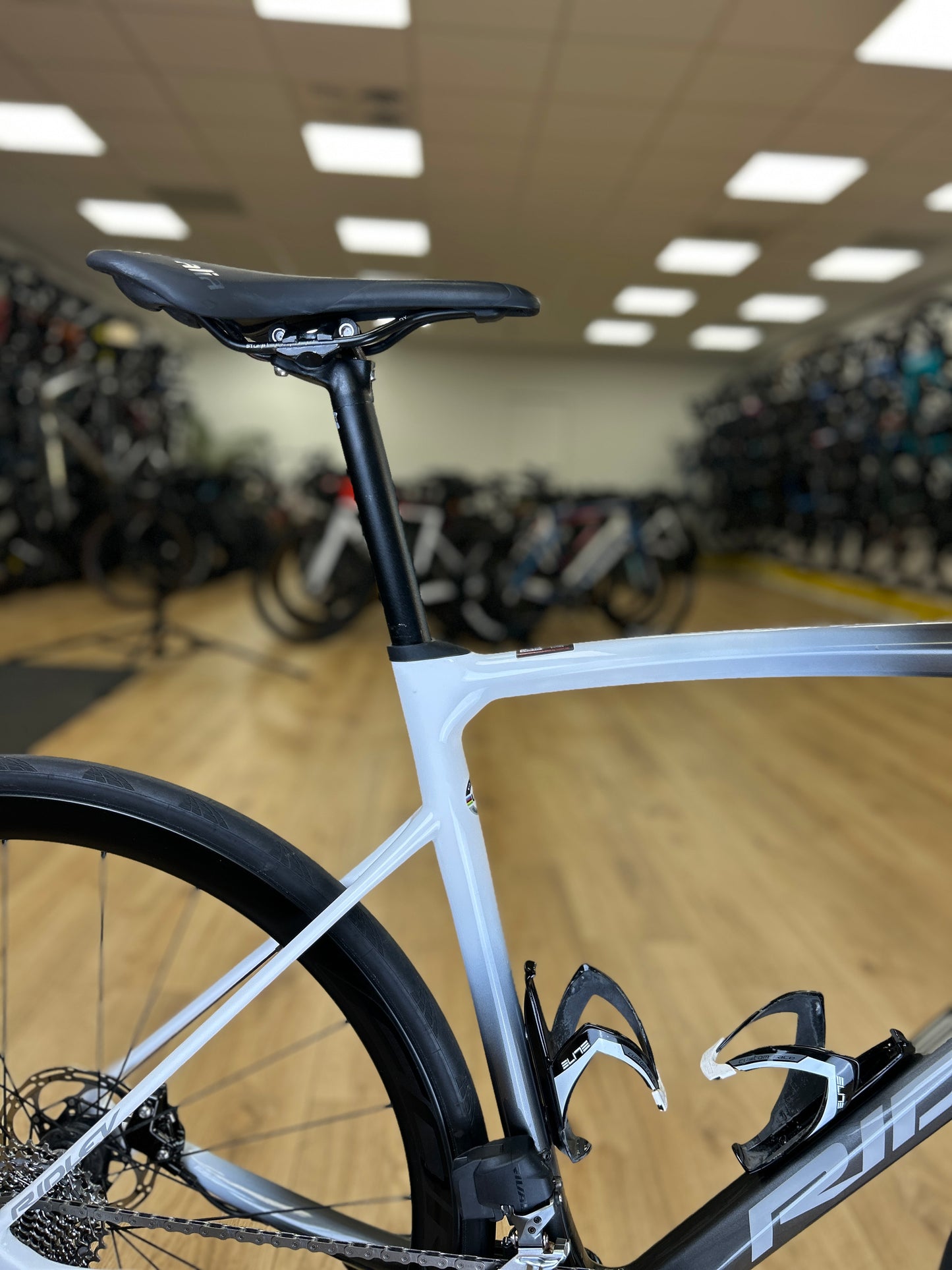 Ridley Fenix ​​SLiC AXS Carbon Road Bike