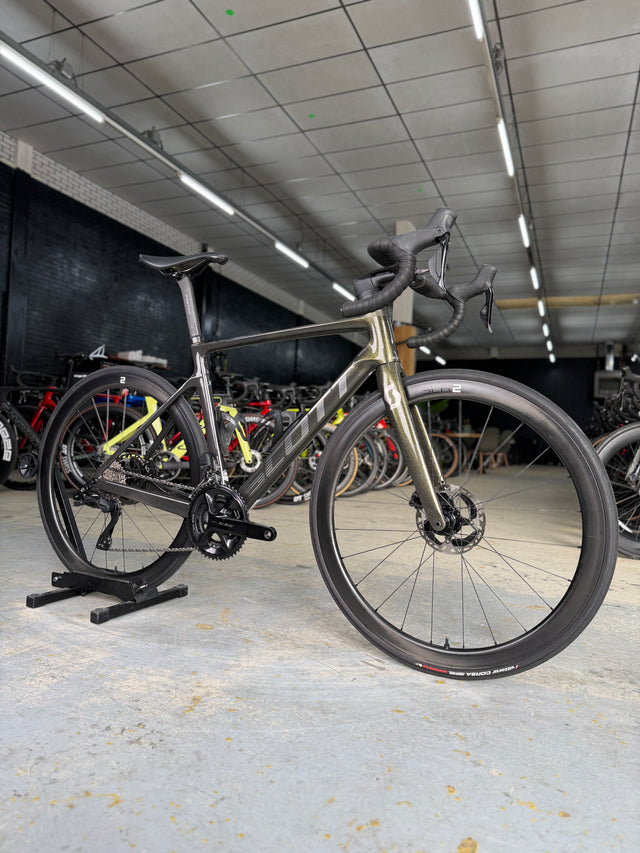 2000km Scott Addict RC Di2 Carbon Racefiets