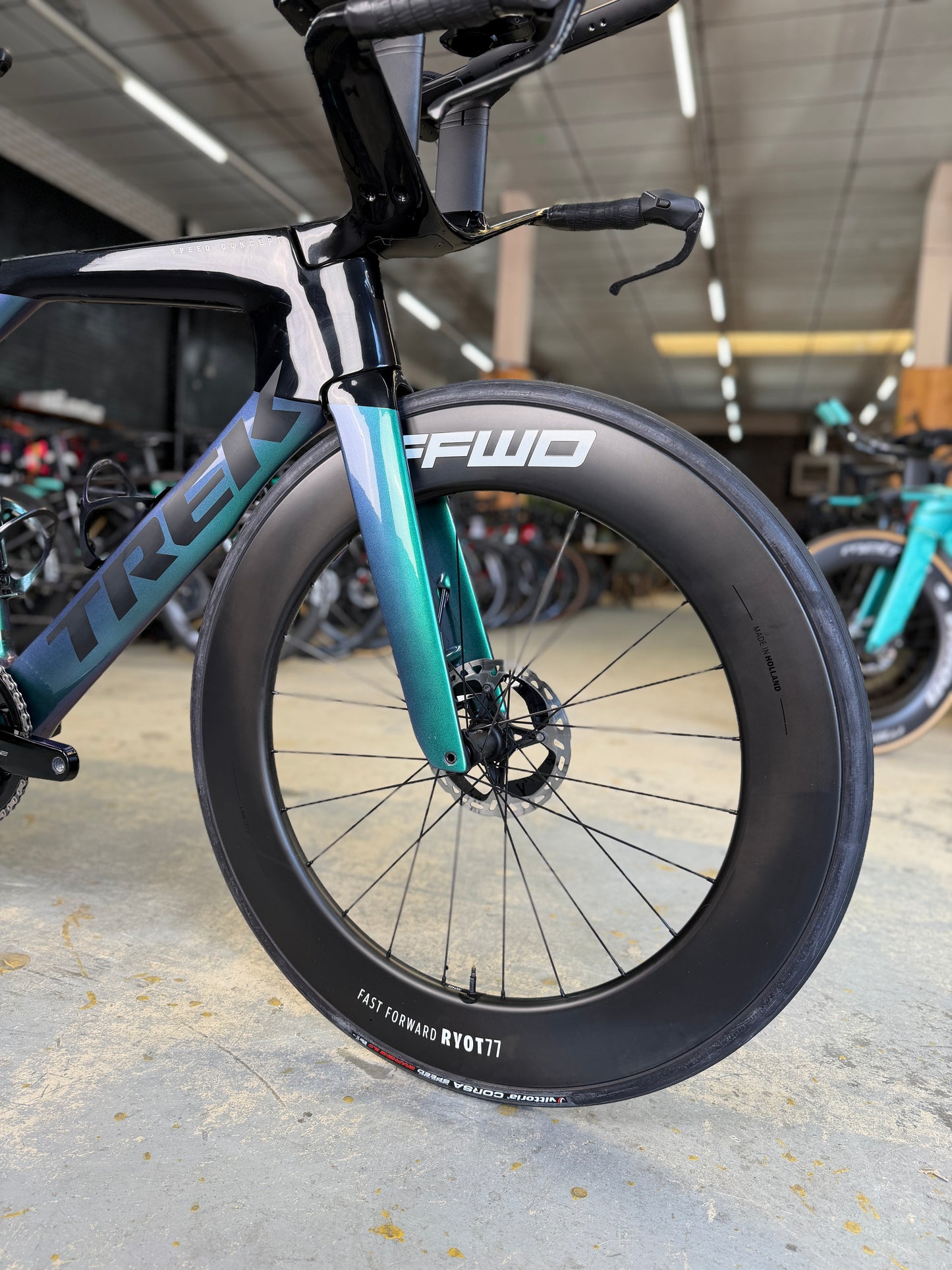 500km Trek Speed Concept SLR9 Dura Ace Di2 Carbon TT