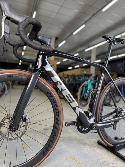 Trek Emonda SLR eTap Red Carbon Racefiets