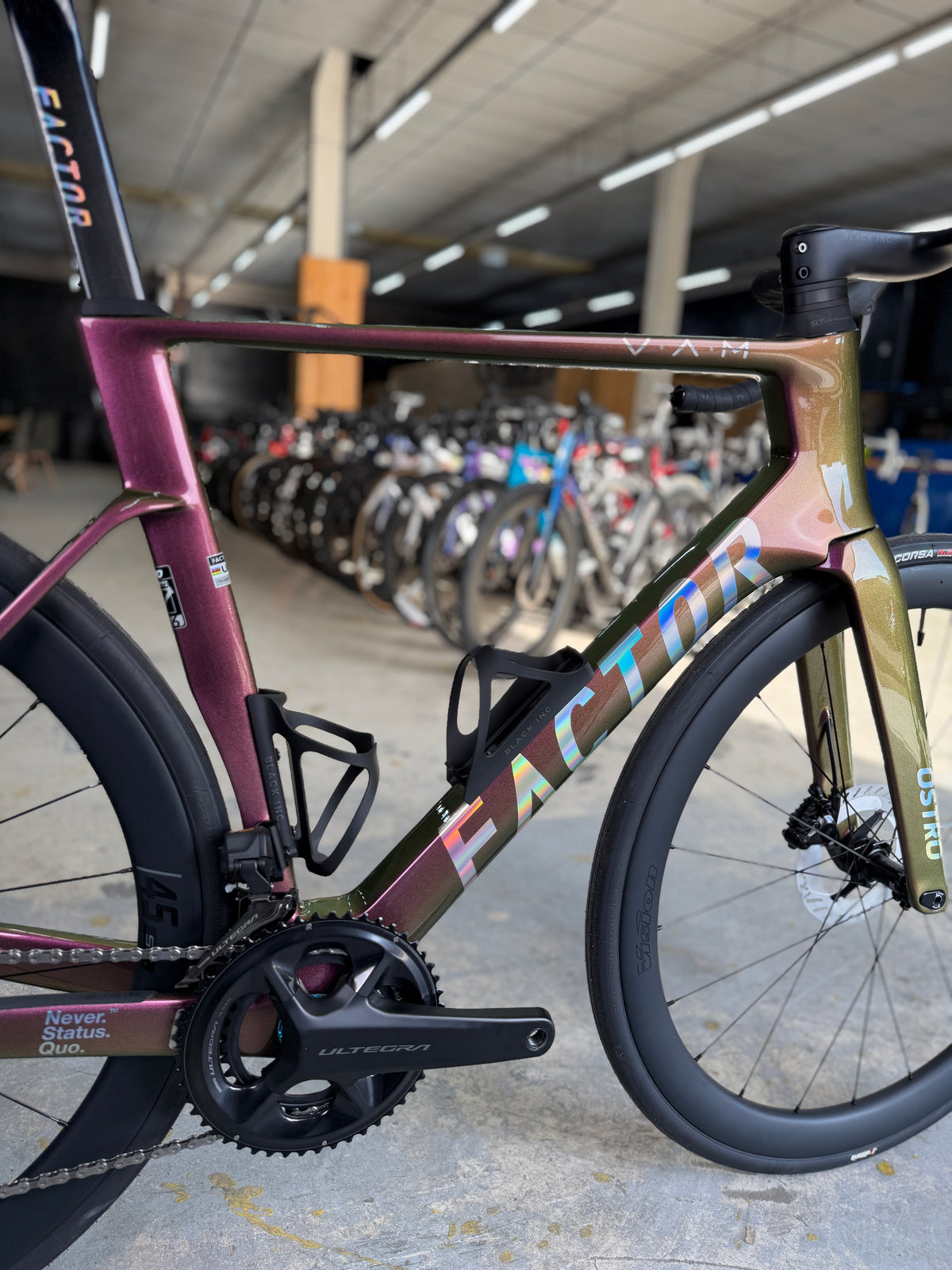 NIEUW Factor Ostro VAM Di2 Carbon Racefiets
