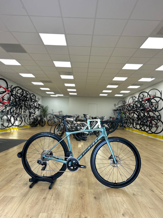 Giant TCR AXS Carbon Disc Racefiets