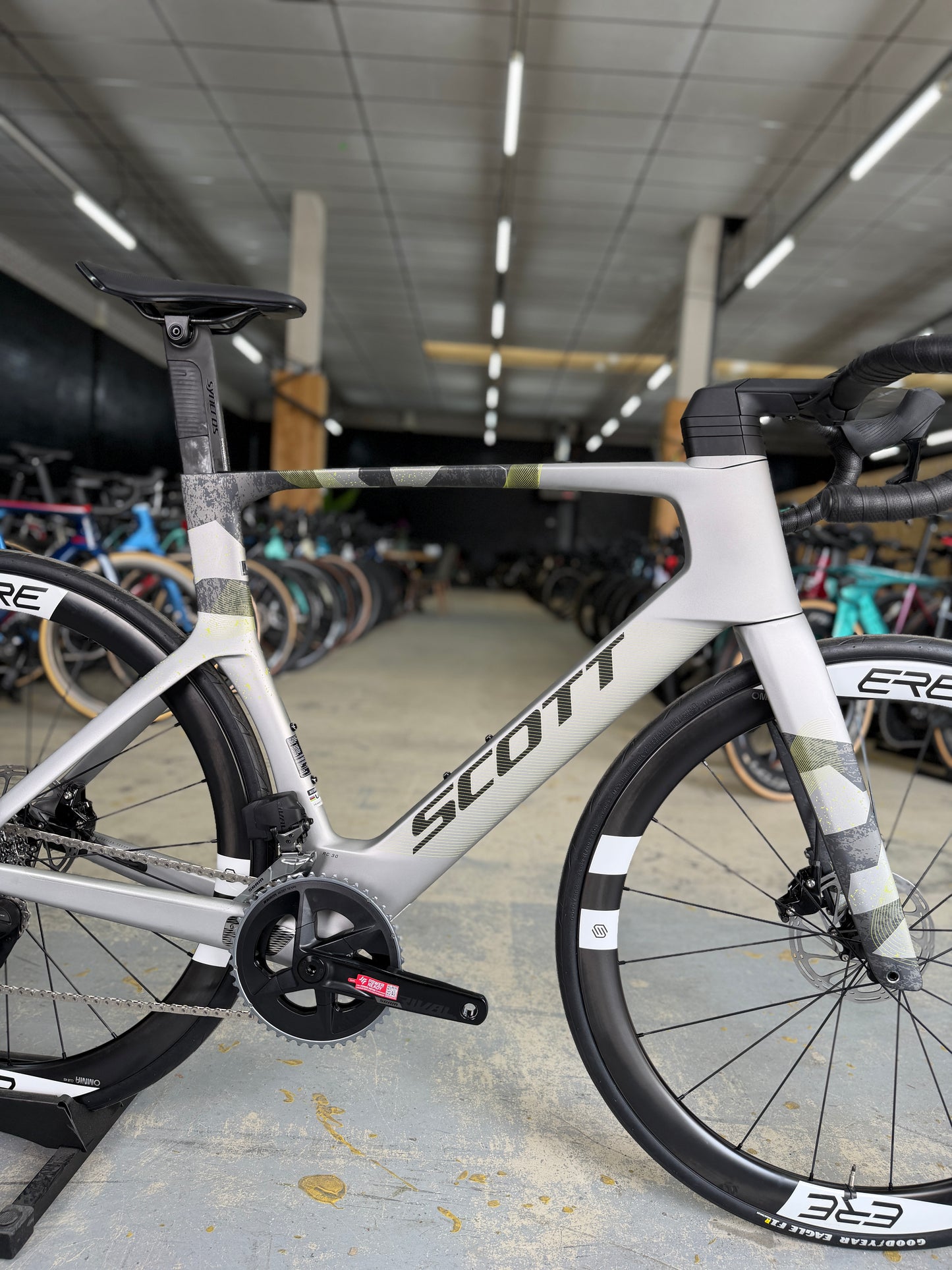 Showroom Model Scott Foil RC30 AXS Carbon Racefiets