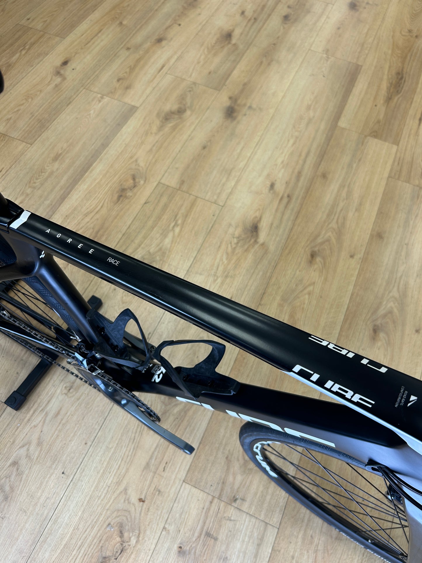 Cube Agree C:62 Race Carbon Racefiets