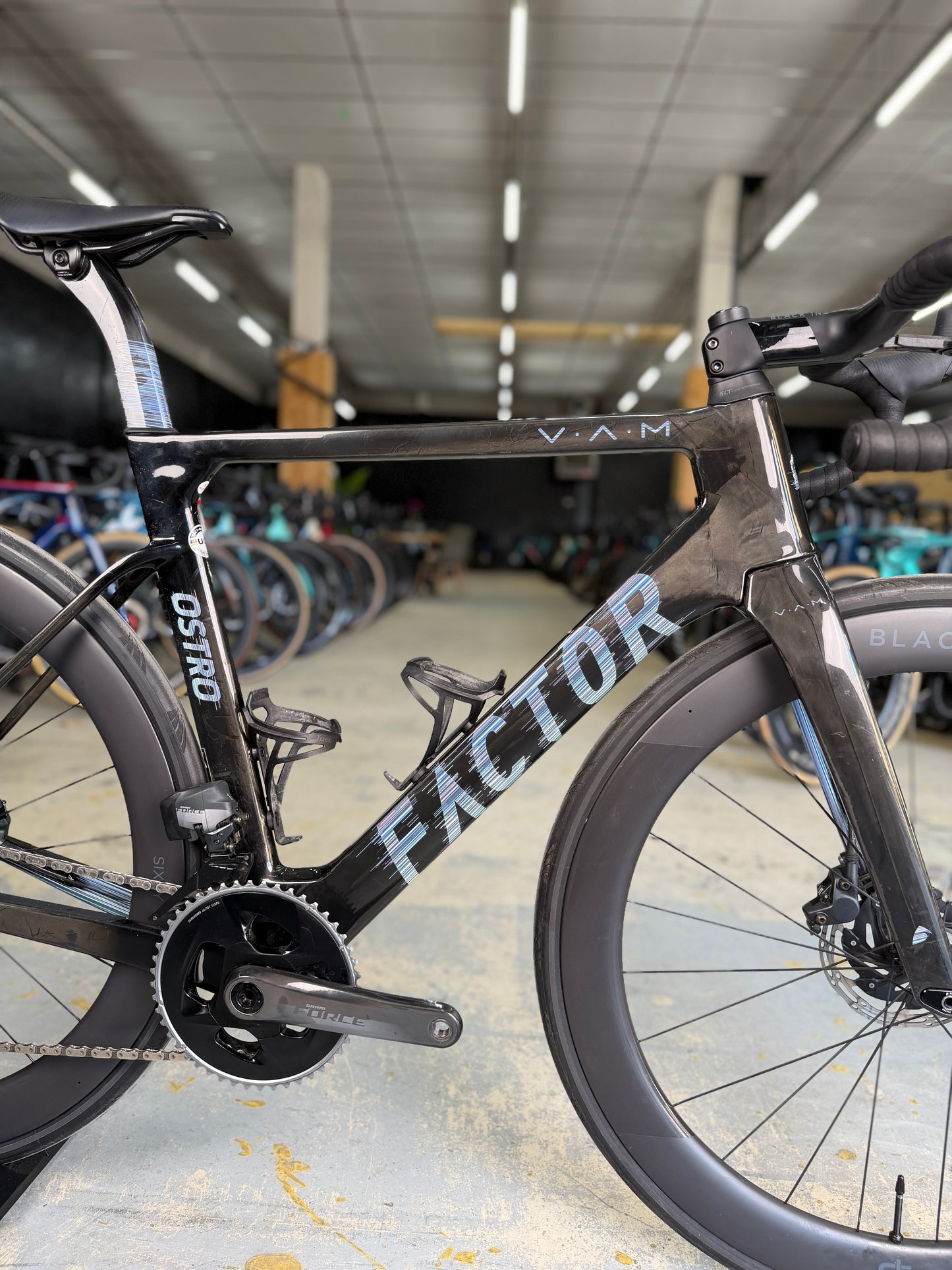 Factor Ostro VAM AXS Carbon Racefiets