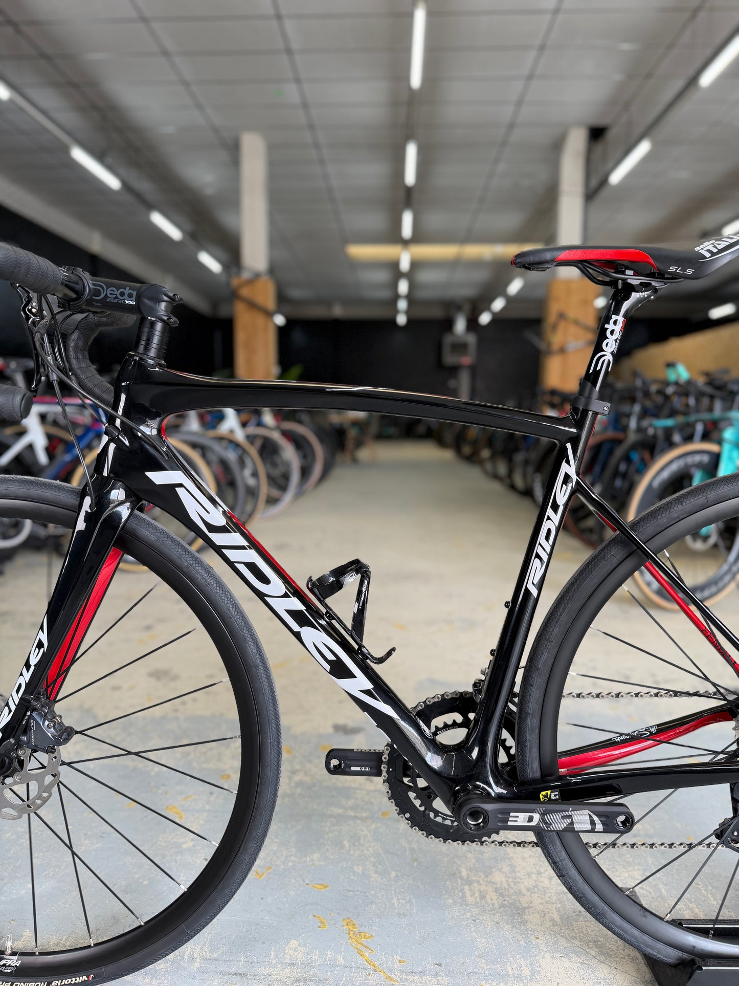 Ridley Fenix ​​SL Carbon Road Bike