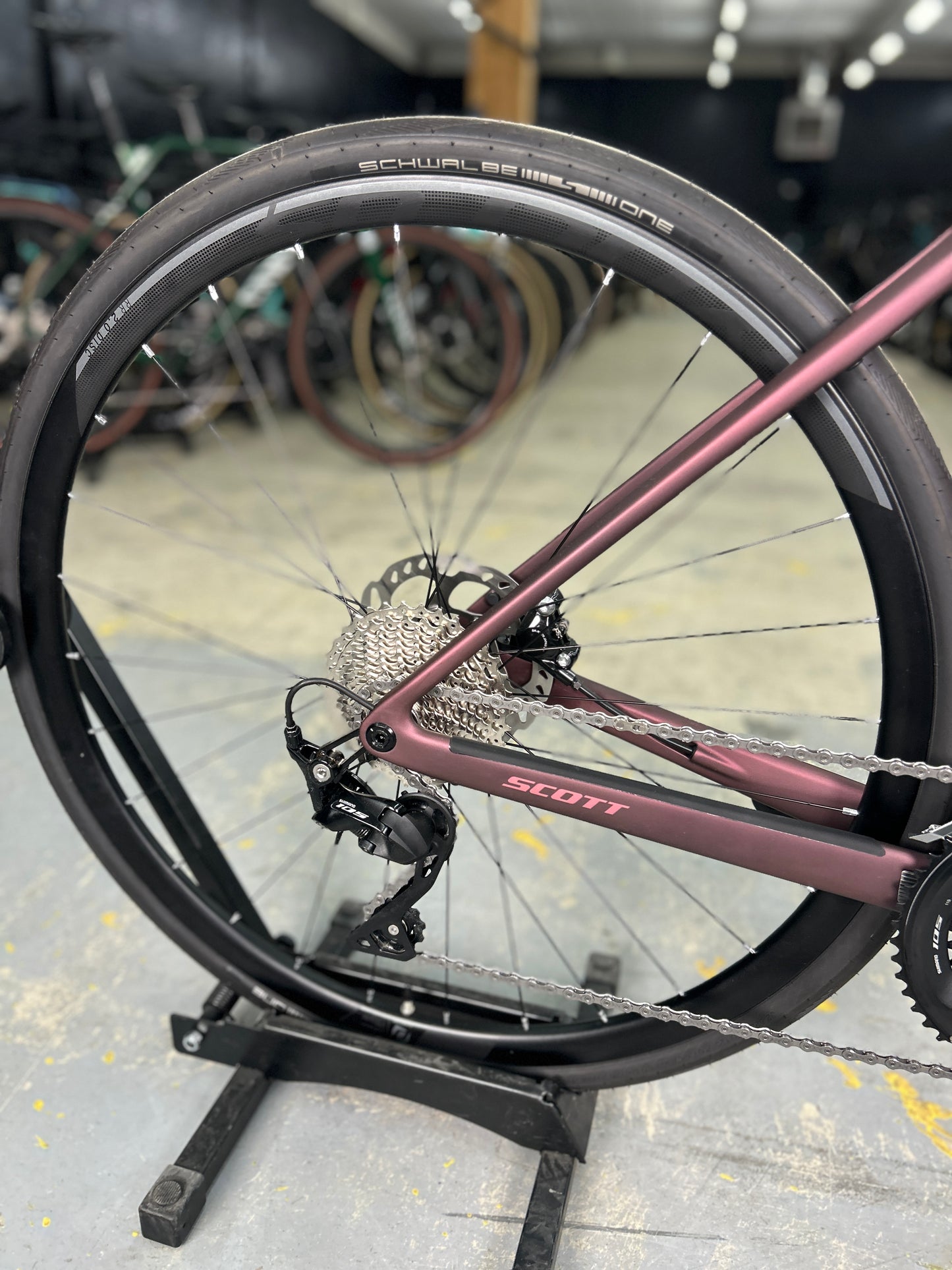 NEW Scott Contessa Addict 25 Carbon Road Bike