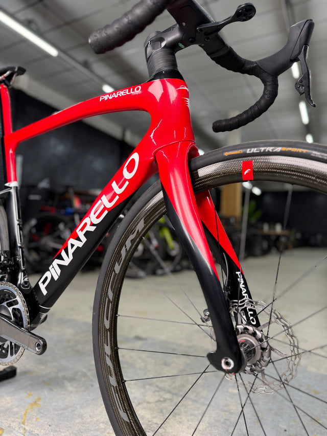 Pinarello F eTap Red Carbon Racefiets