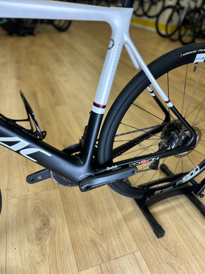 Isaac Boson Di2 Carbon Racefiets