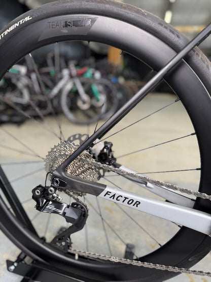 NIEUW Factor O2 Di2 Carbon Racefiets