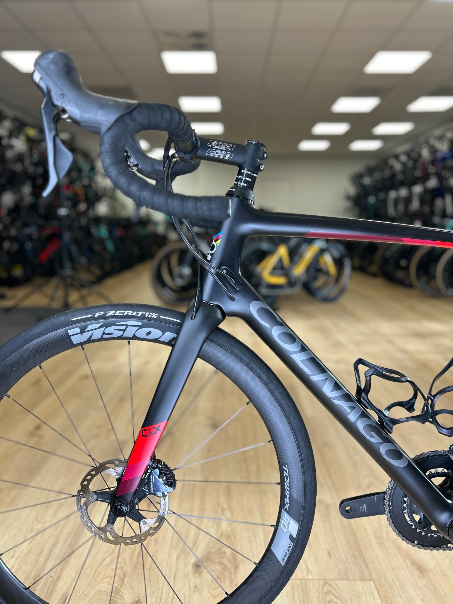 Colnago CLX Disc Carbon Road Bike