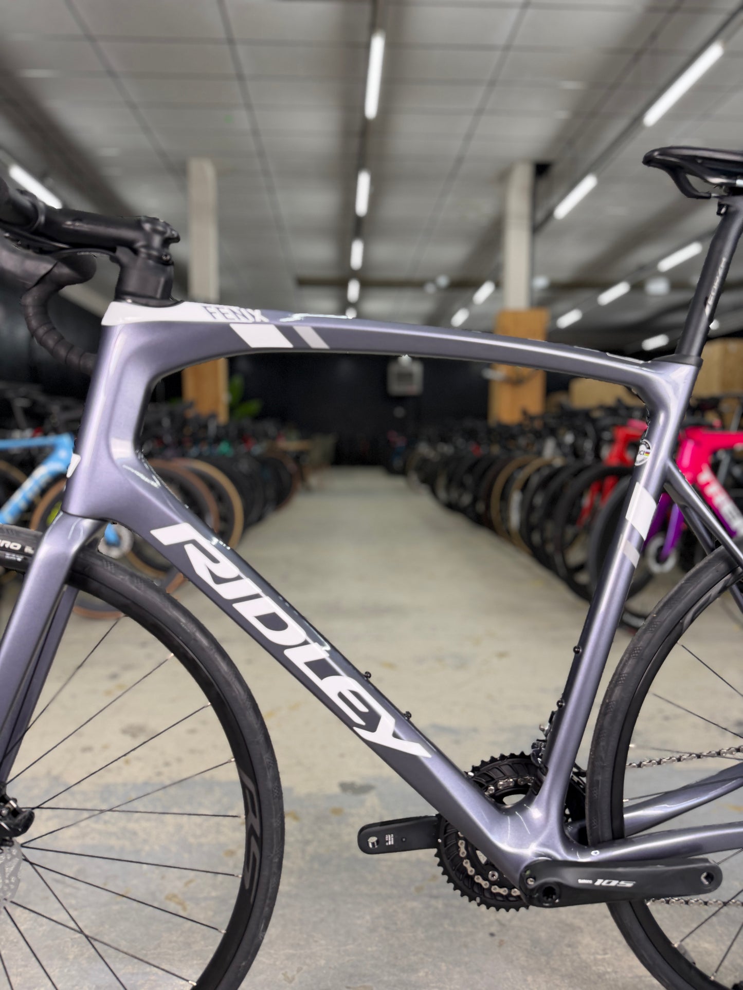 NIEUW Ridley Fenix Carbon Racefiets