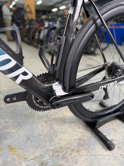 NIEUW Factor Ostro VAM Di2 Carbon Racefiets
