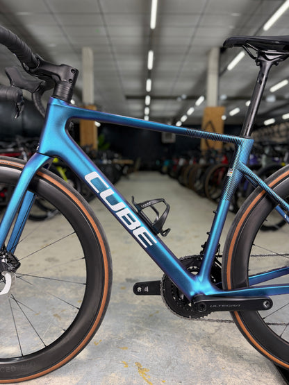 Cube Attain C:62 SLT Di2 Carbon Racefiets