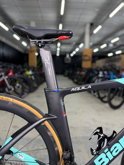 Bianchi Aquila CV Dura Ace Di2 Carbon Racefiets