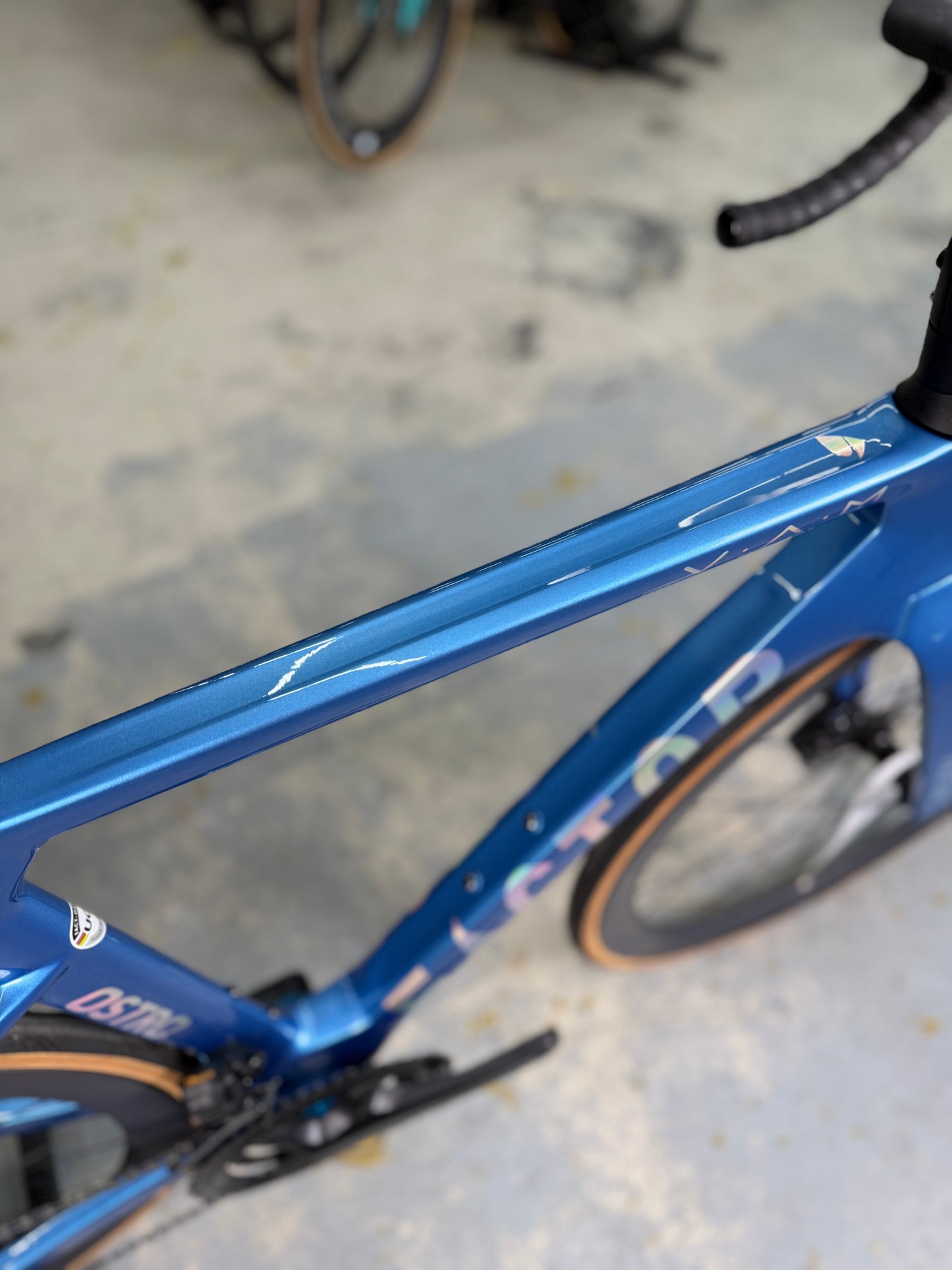 NIEUW Factor Ostro VAM Di2 Carbon Racefiets