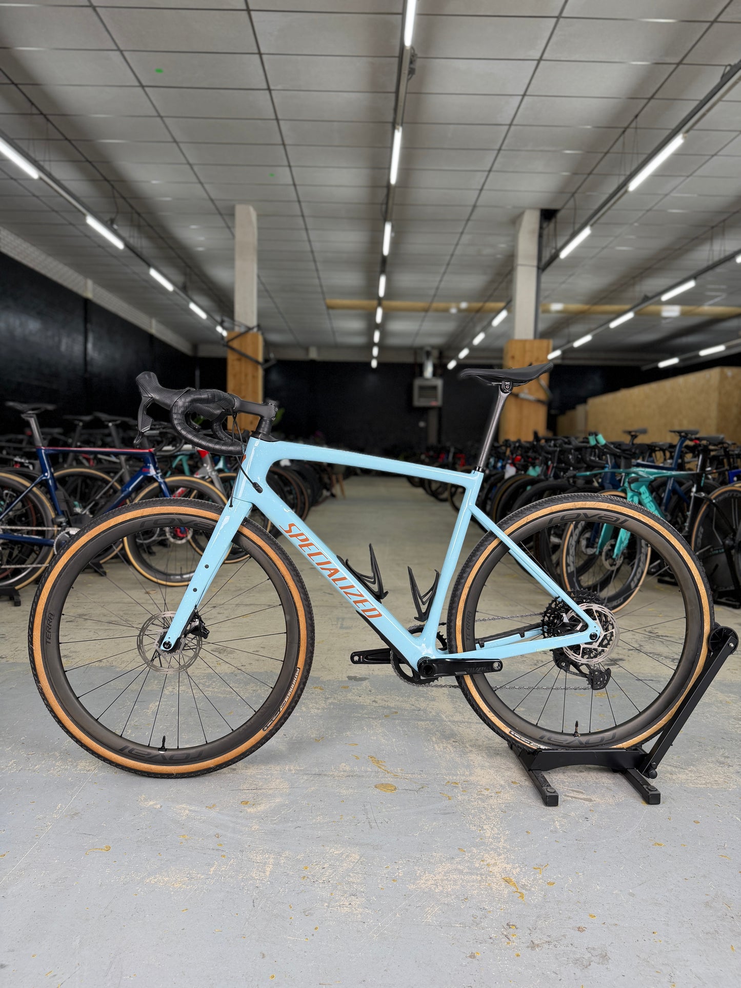 Specialized Diverge Expert AXS Gravel Bike