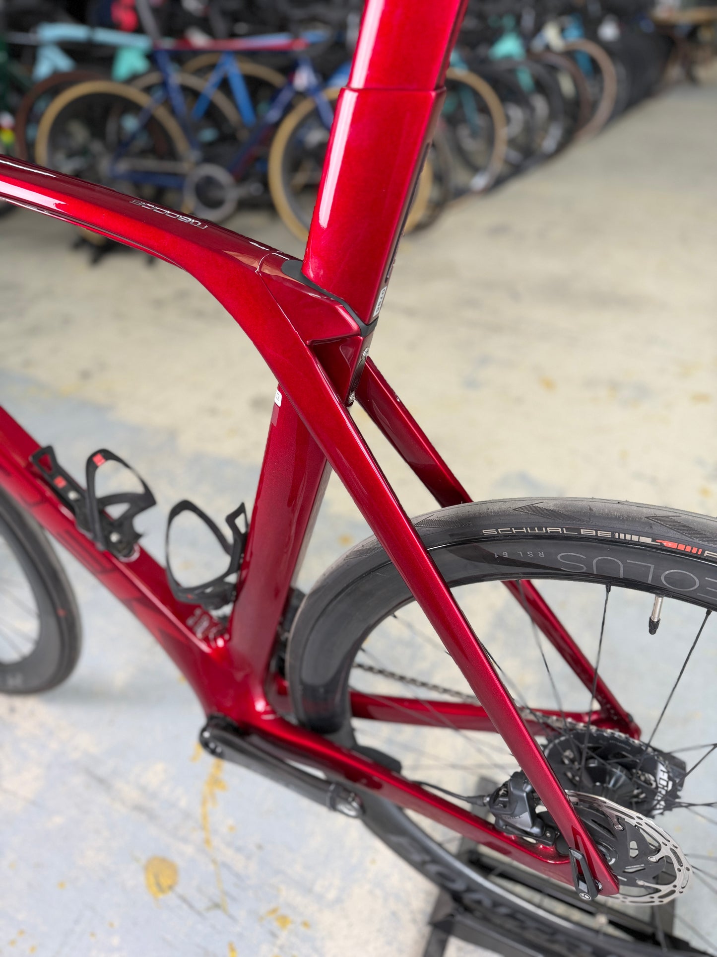 1000km Trek Madone SLR7 eTap Carbon Racefiets