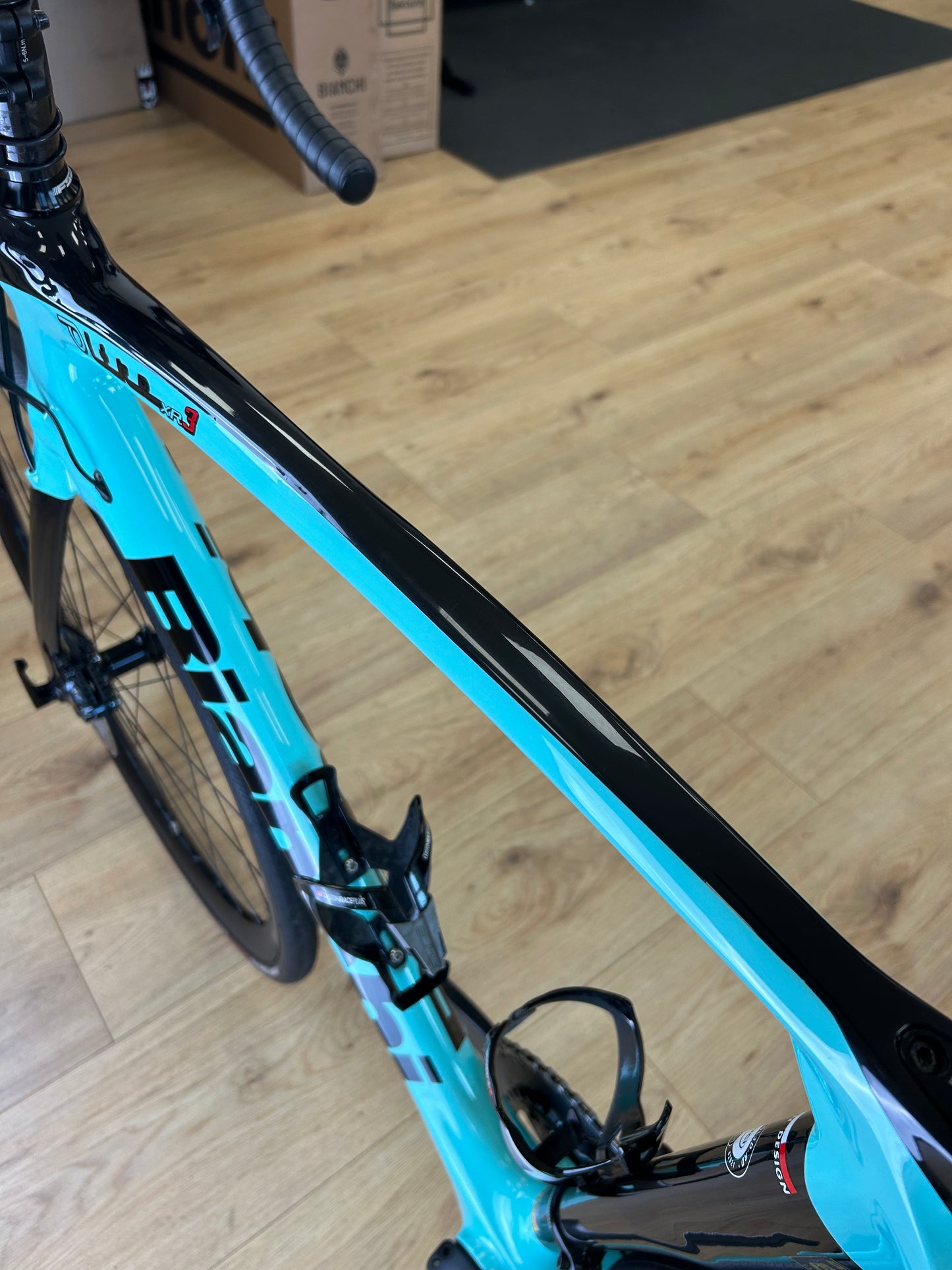 Bianchi Oltre Xr3 Di2 Disc Carbon Racefiets